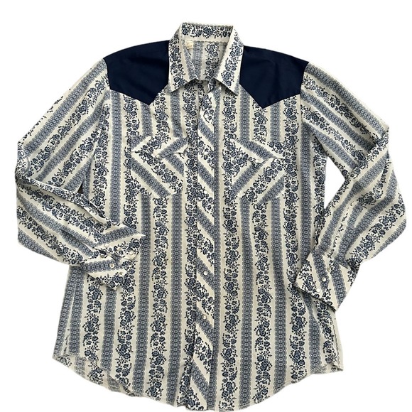 Vintage Other - Vintage floral pearl snap shirt 16 1/2-35